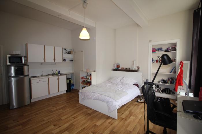 Studio 30 m² in Luik Botanique / rue Saint-Gilles / Jonfosse