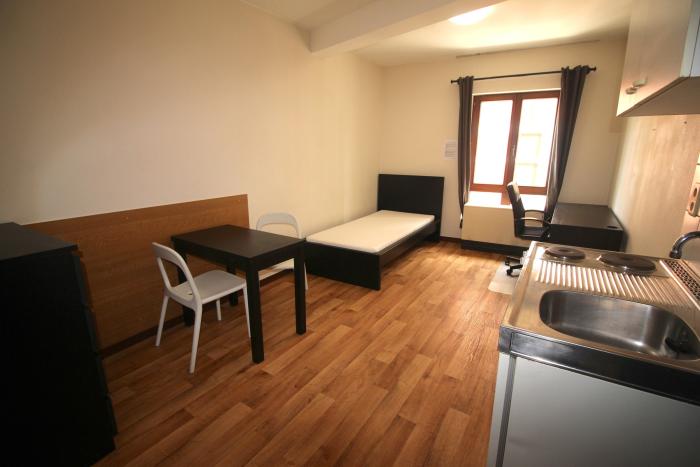 Studio 20 m² à Liège Cathédrale / Sauvenière / Saint-Denis