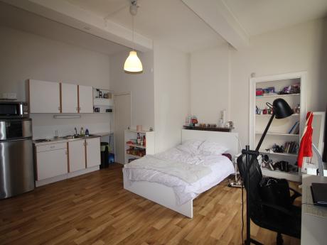 Studio 30 m² in Liege Botanique / rue Saint-Gilles / Jonfosse